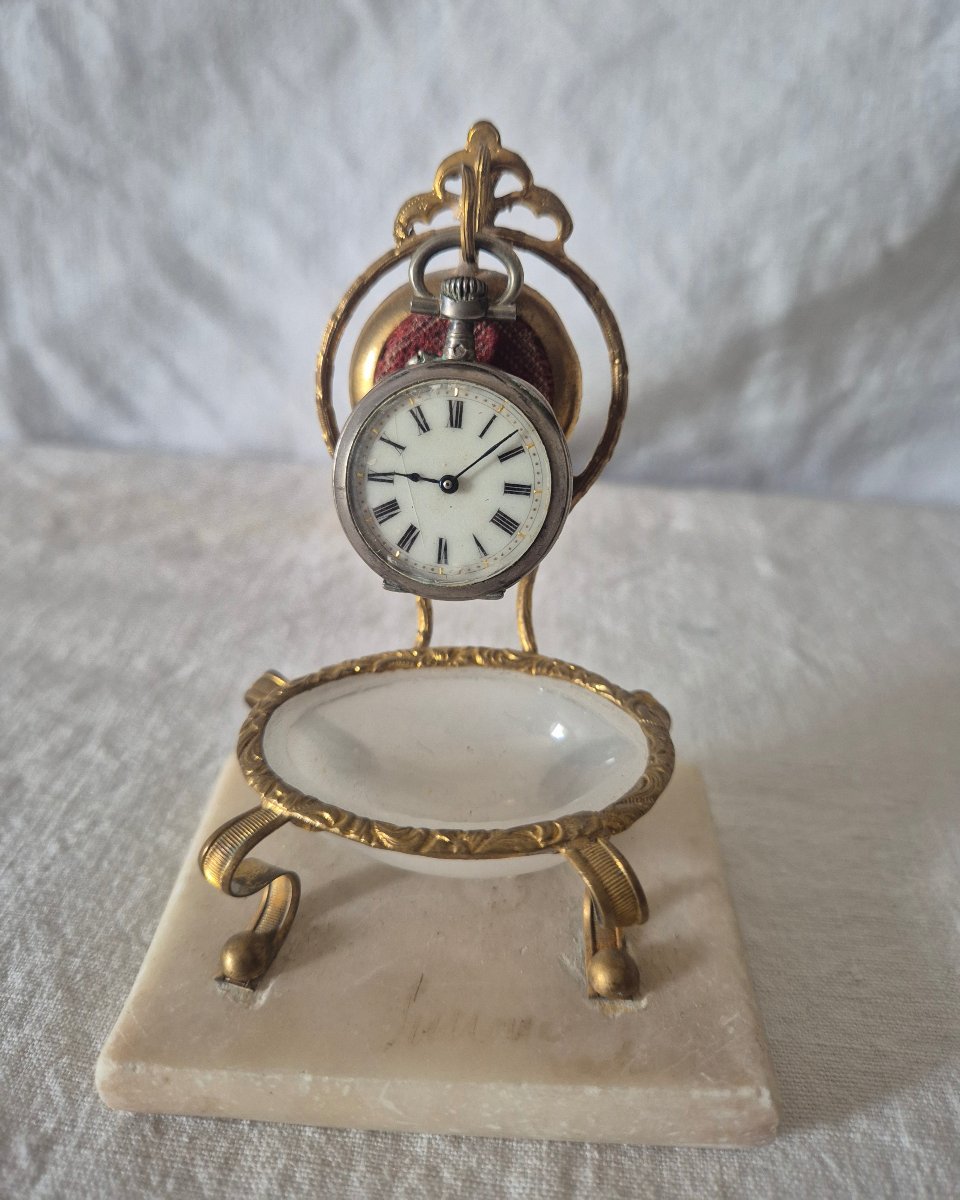 Baguier porte montre pour femme Napoléon III en opaline et pomponne doré -photo-1