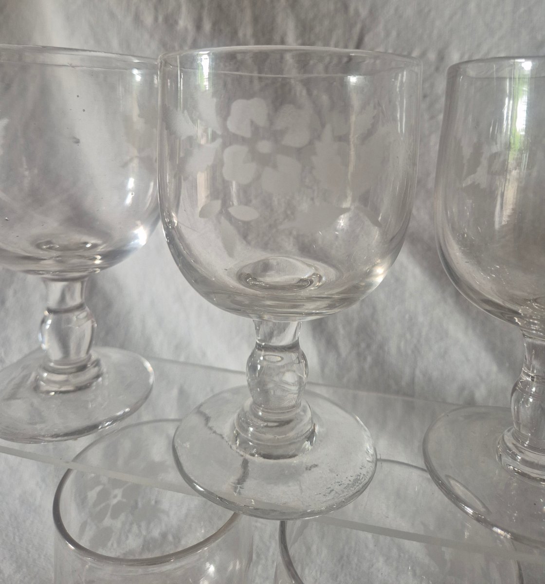Série de huit verres ballon gravés de fleurs du XIXème siècle -photo-4