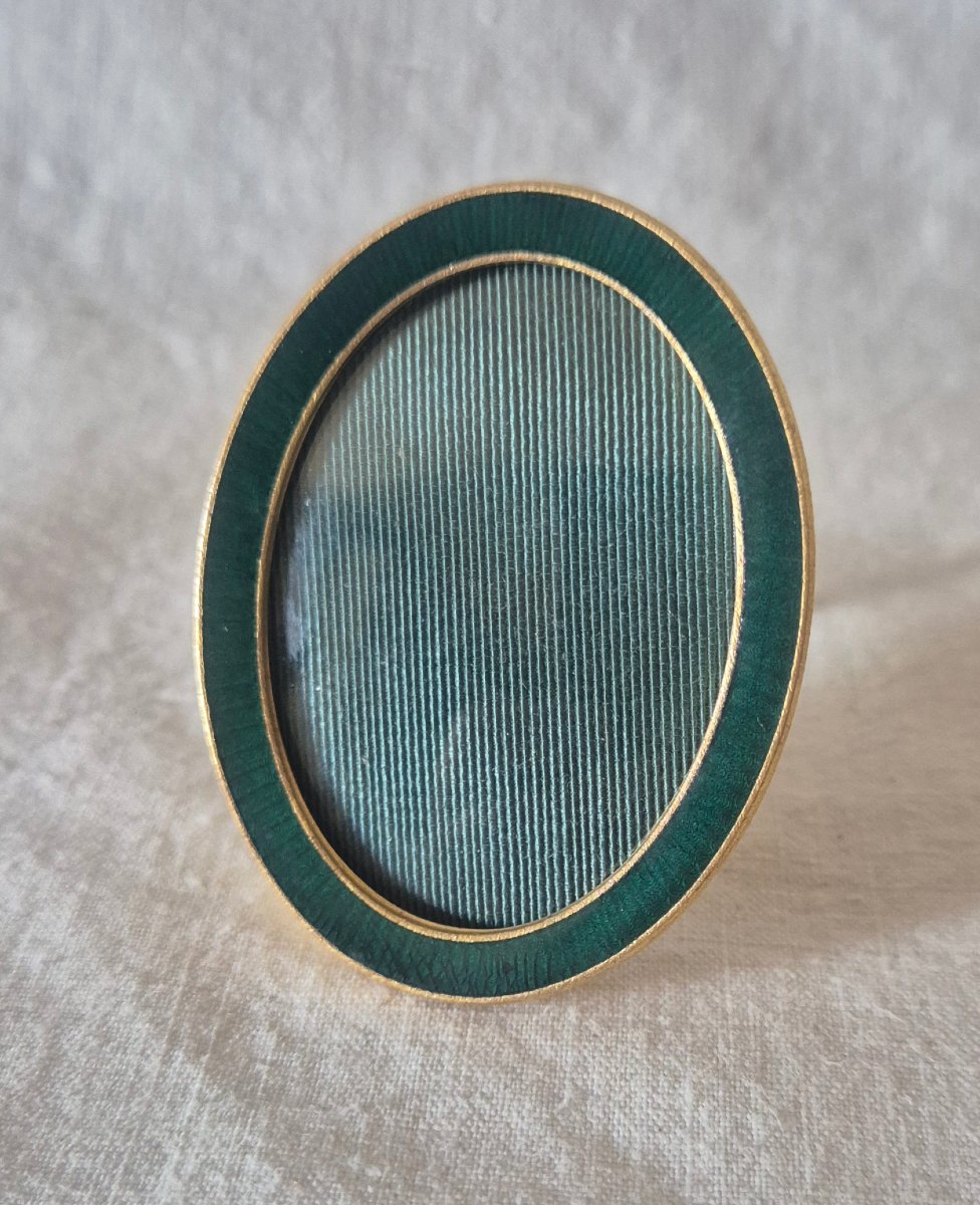Oval Medallion Photo Frame In Gold-plated Bronze With Green Enamel -photo-3