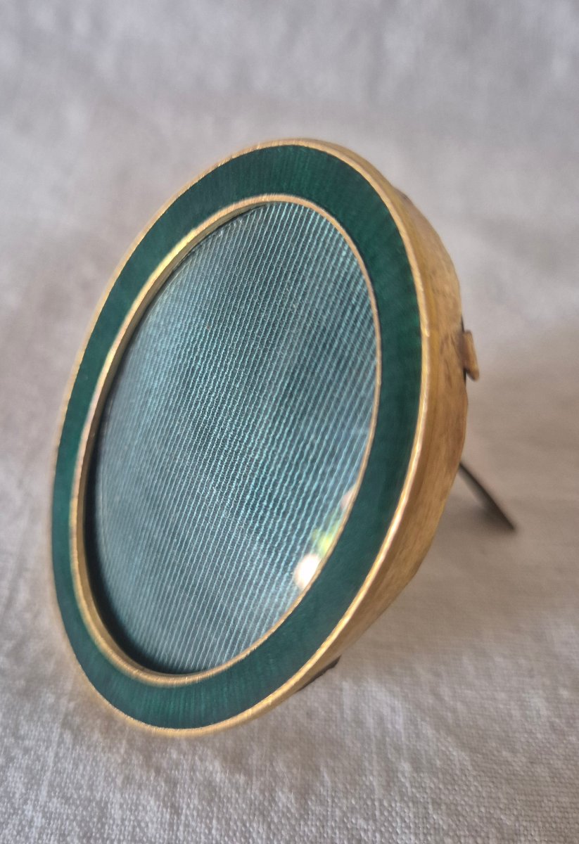 Oval Medallion Photo Frame In Gold-plated Bronze With Green Enamel -photo-1