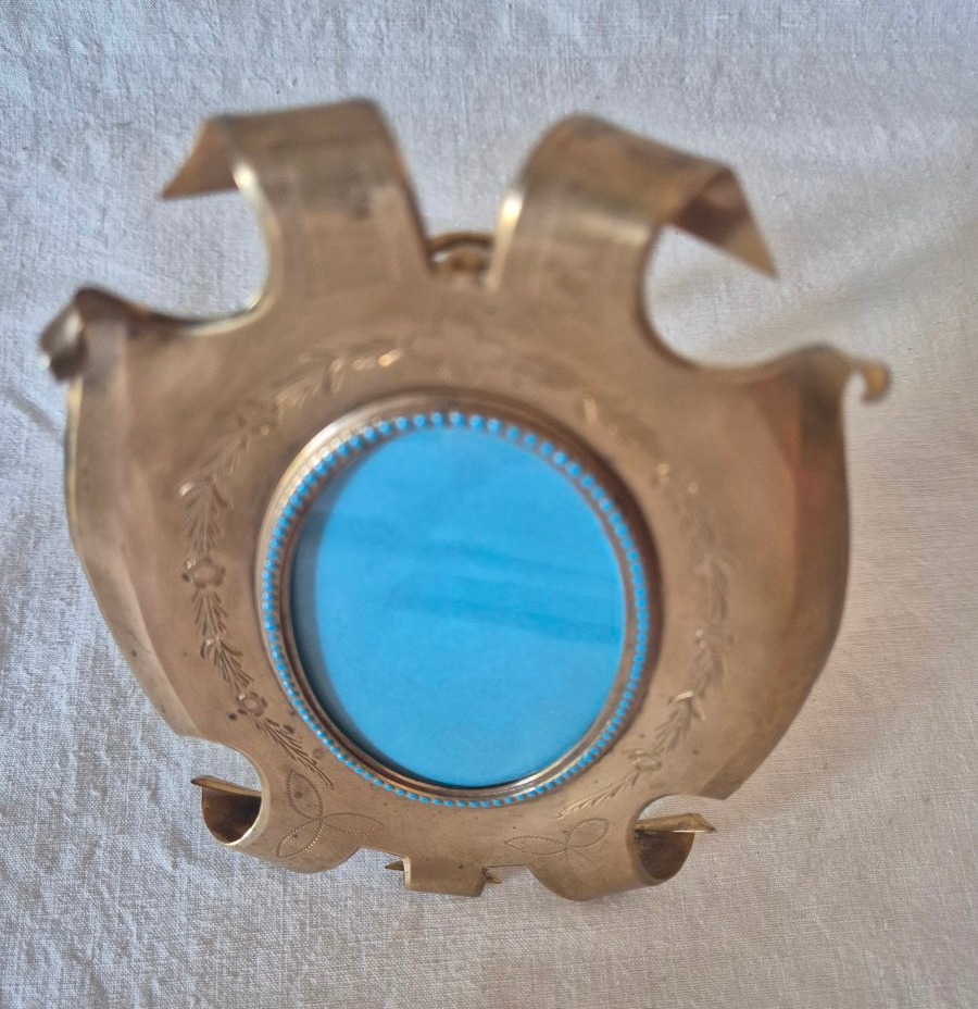 19th-century "troubadour" Bronze Photo Frame With A Turquoise Enamel Beaded Border -photo-3