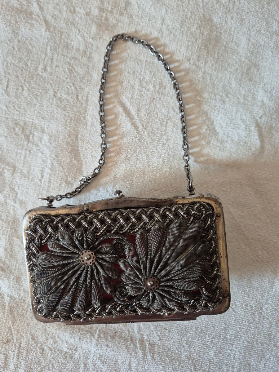 Minaudière bourse en acier aux techniques diverses du XIXème siècle,  France. 