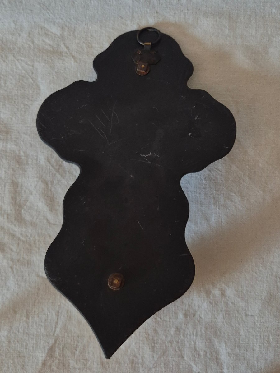 Bénitier mural de chevet en bronze doré émaillé,  miniature peinte et marbre noir XIXème siècle-photo-1