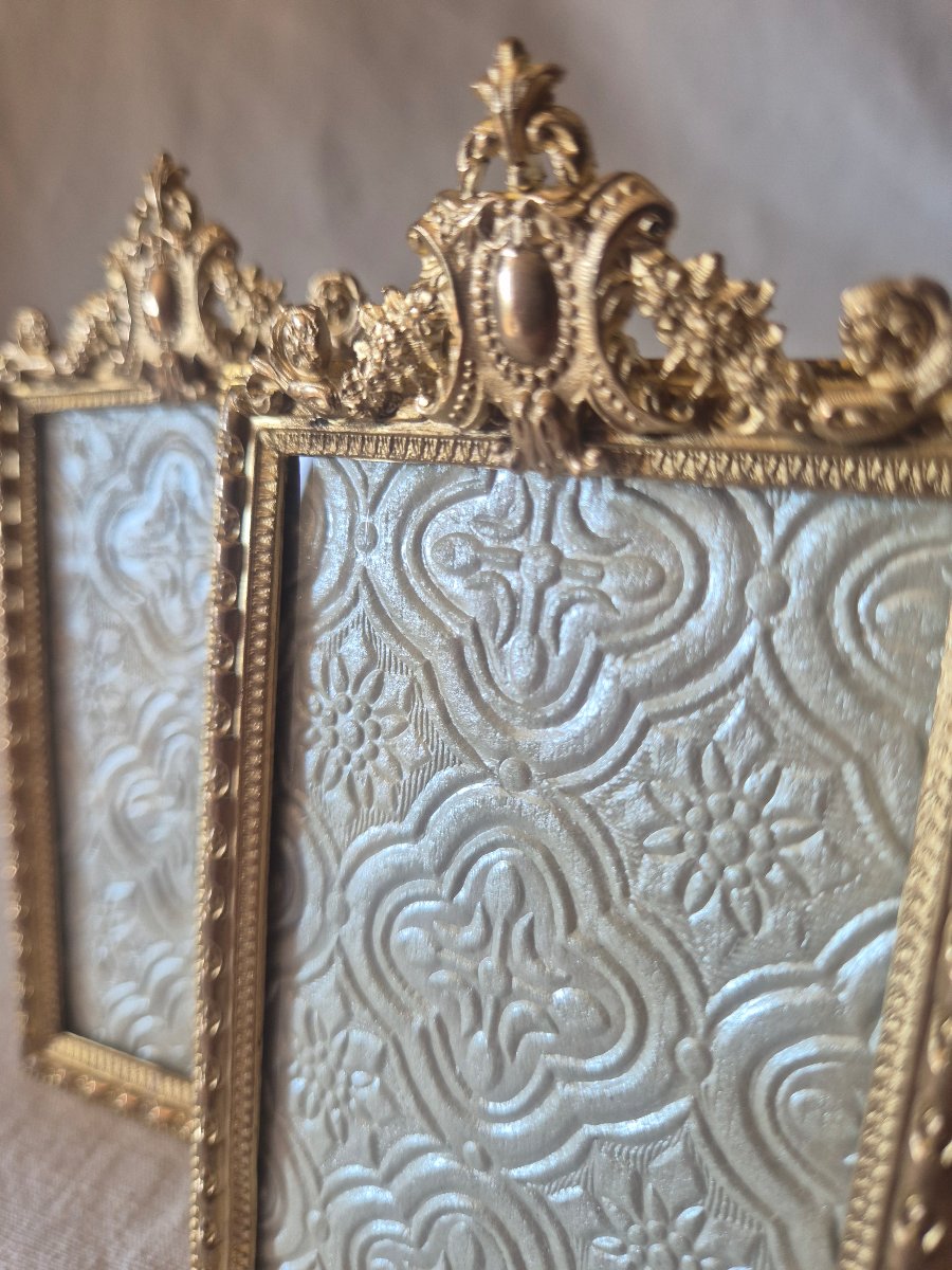 Pair Of 19th-century Gilt-bronze Photo Frames In Business-card Size -photo-3