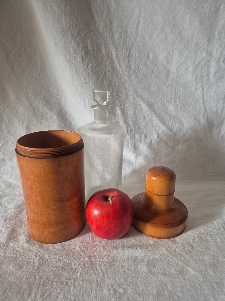 Large Travel Case For A Bottle, Made Of Turned Boxwood, With Its 19th-century Bottle-photo-2
