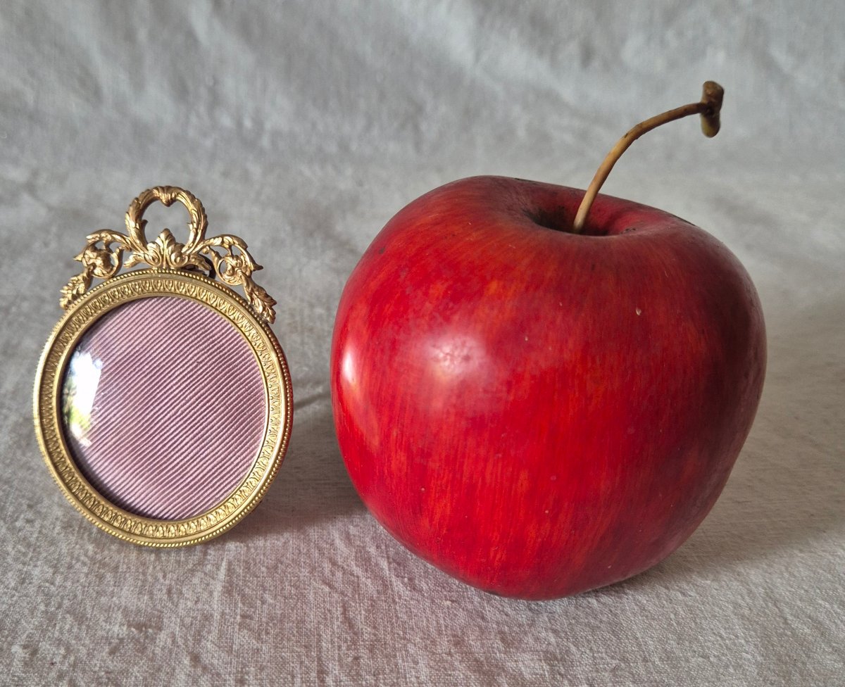 Small Round Medallion-style Napoleon III Photo Frame With Its Original Convex Glass -photo-2