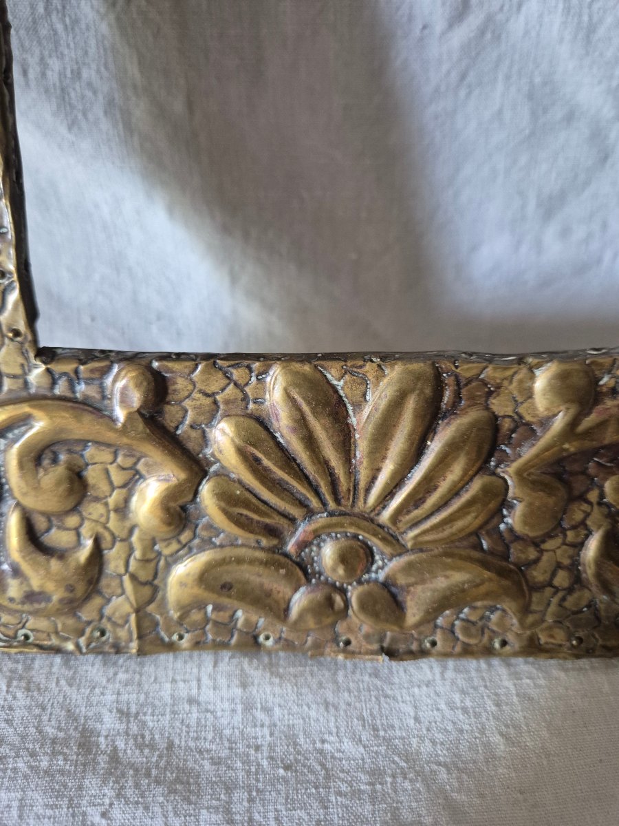Arts & Crafts Frame With Embossed Design, 24 X 34 Cm -photo-4