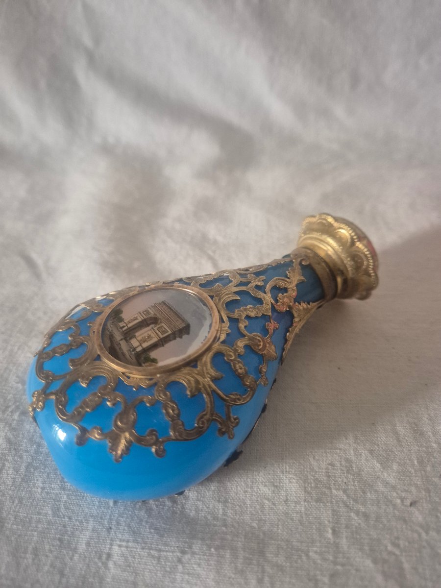 Flacon opaline bleue et résille en bronze pomponne doré Napoléon III -photo-3