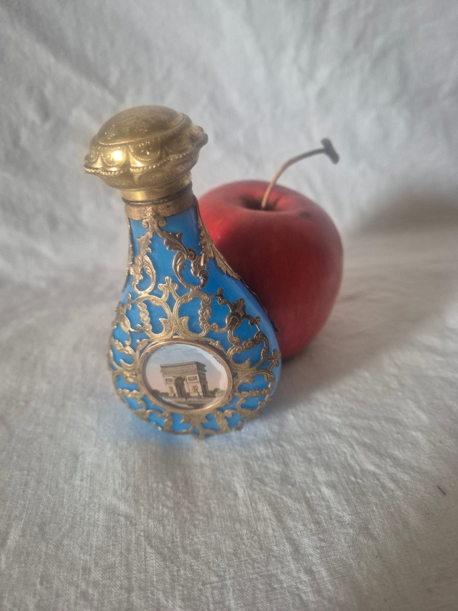 Flacon opaline bleue et résille en bronze pomponne doré Napoléon III -photo-3