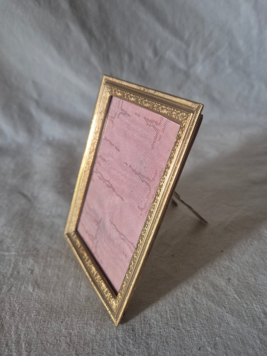 Late 19th-century Gilded Bronze Photo Frame, Business Card Size -photo-3
