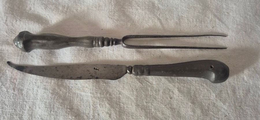 A Piercing Fork And Its Matching Carving Knife, Made Of Pewter, Venice, 17th Century 
