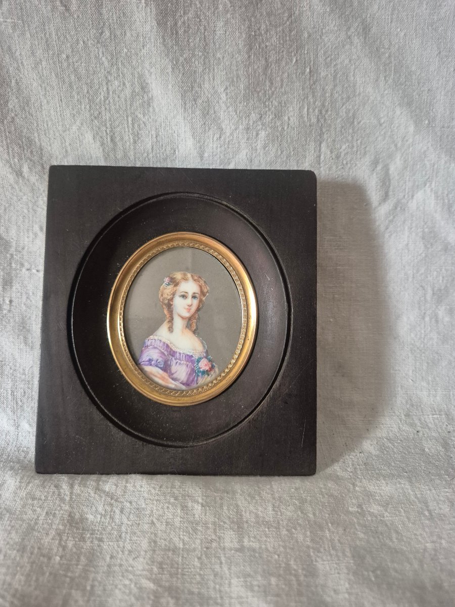 Portrait miniature sur ivoire de jeune fille blond vénitien du XIXème siècle 