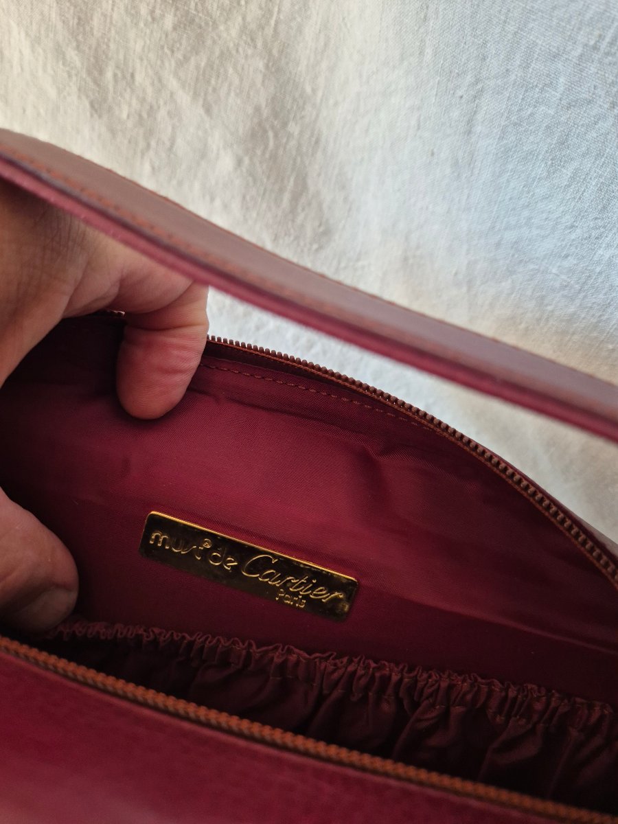 Cartier "must" Toiletry Bag In Bordeaux Leather With Trinity Ring Motif, Circa 1990-photo-4