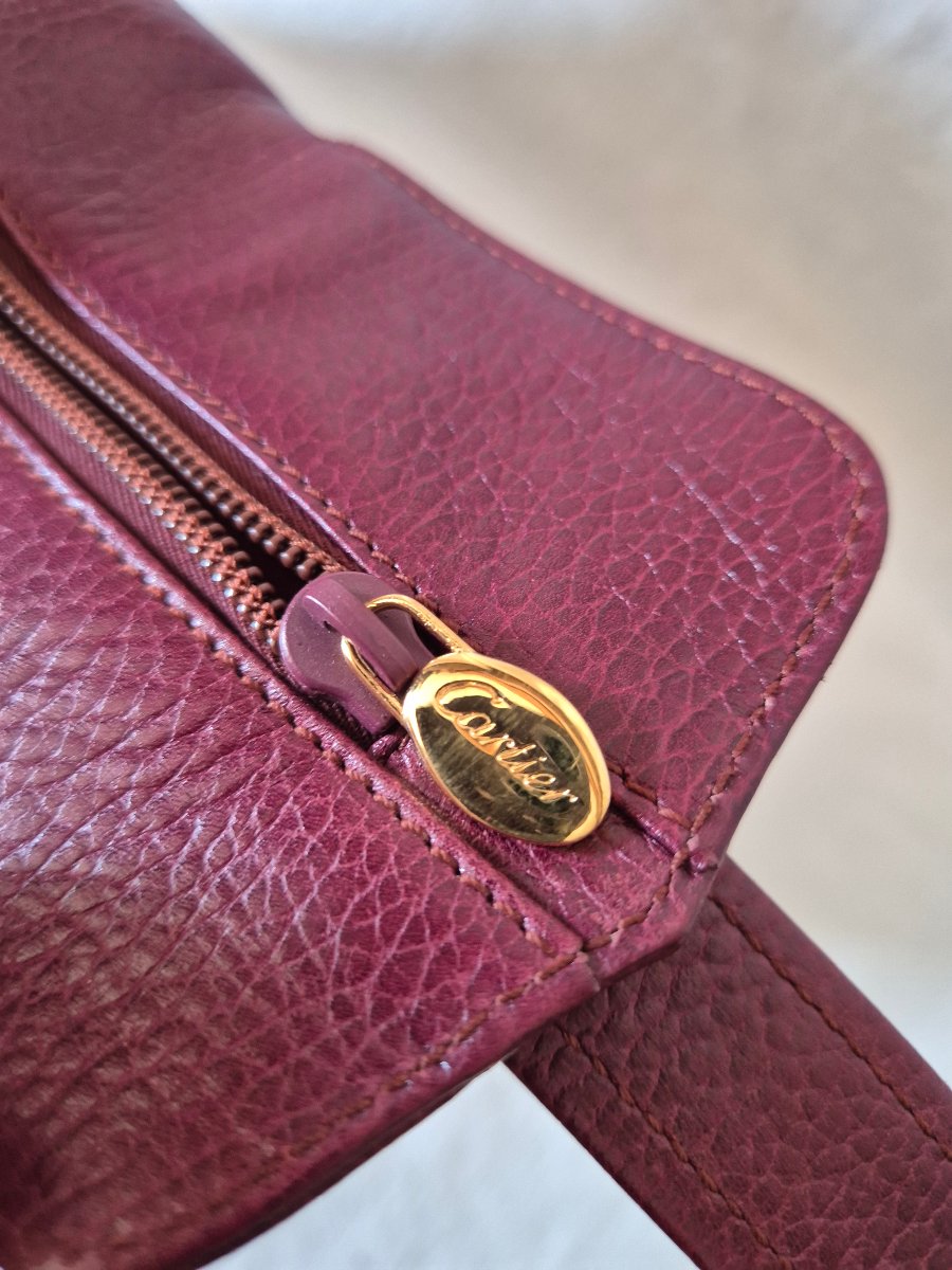 Cartier "must" Toiletry Bag In Bordeaux Leather With Trinity Ring Motif, Circa 1990-photo-2