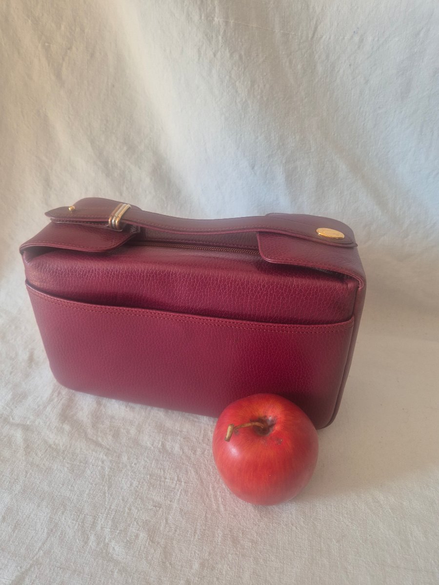 Cartier "must" Toiletry Bag In Bordeaux Leather With Trinity Ring Motif, Circa 1990-photo-3