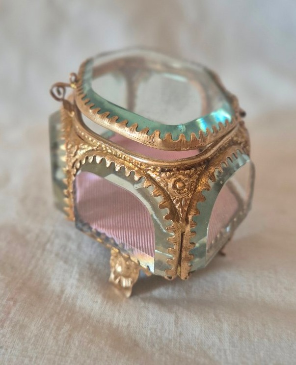 Boîte coffret à bijoux Napoléon III en verre à chanfrein et pomponne -photo-3