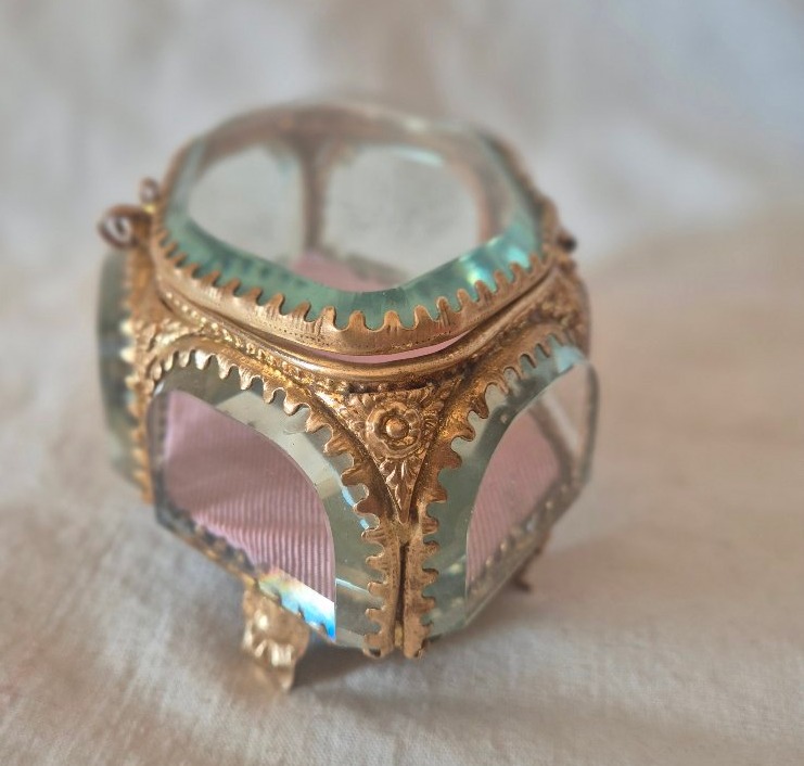 Boîte coffret à bijoux Napoléon III en verre à chanfrein et pomponne -photo-5
