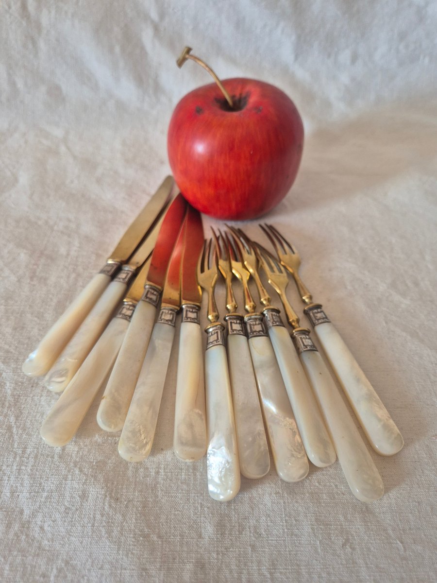 A Set Of Six Knives And Six Forks Made Of Mother-of-pearl, Silver, And Gilded Metal. -photo-2