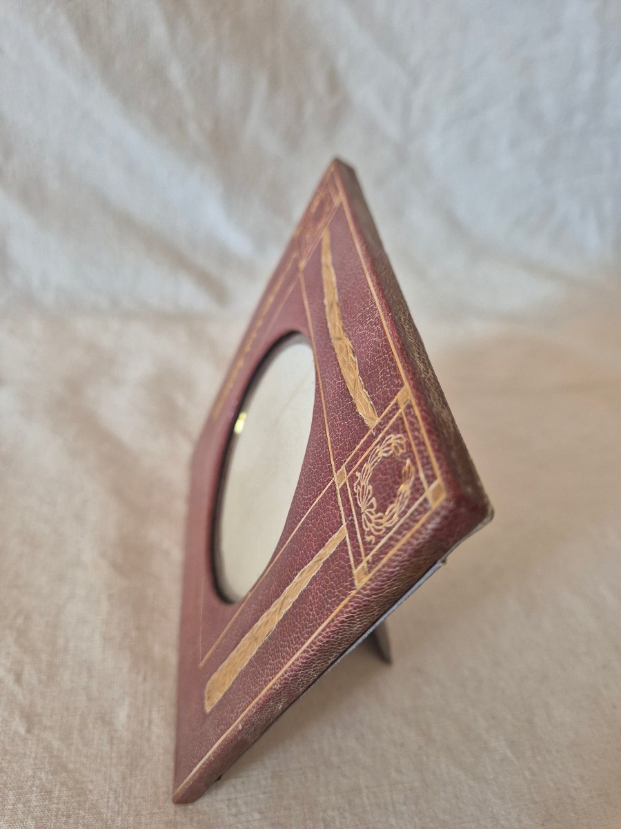 Square Photo Frame In Pink Embossed Leather With Gold-embossed Empire-style Decoration By Williams & Co., London-photo-5