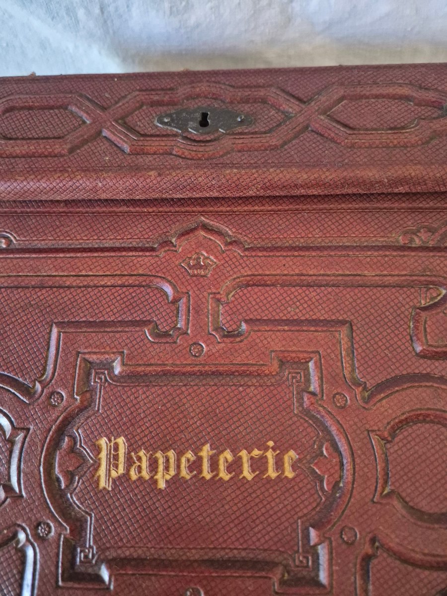 Second Empire-style Travel Writing Case In Embossed Tan Leather -photo-4