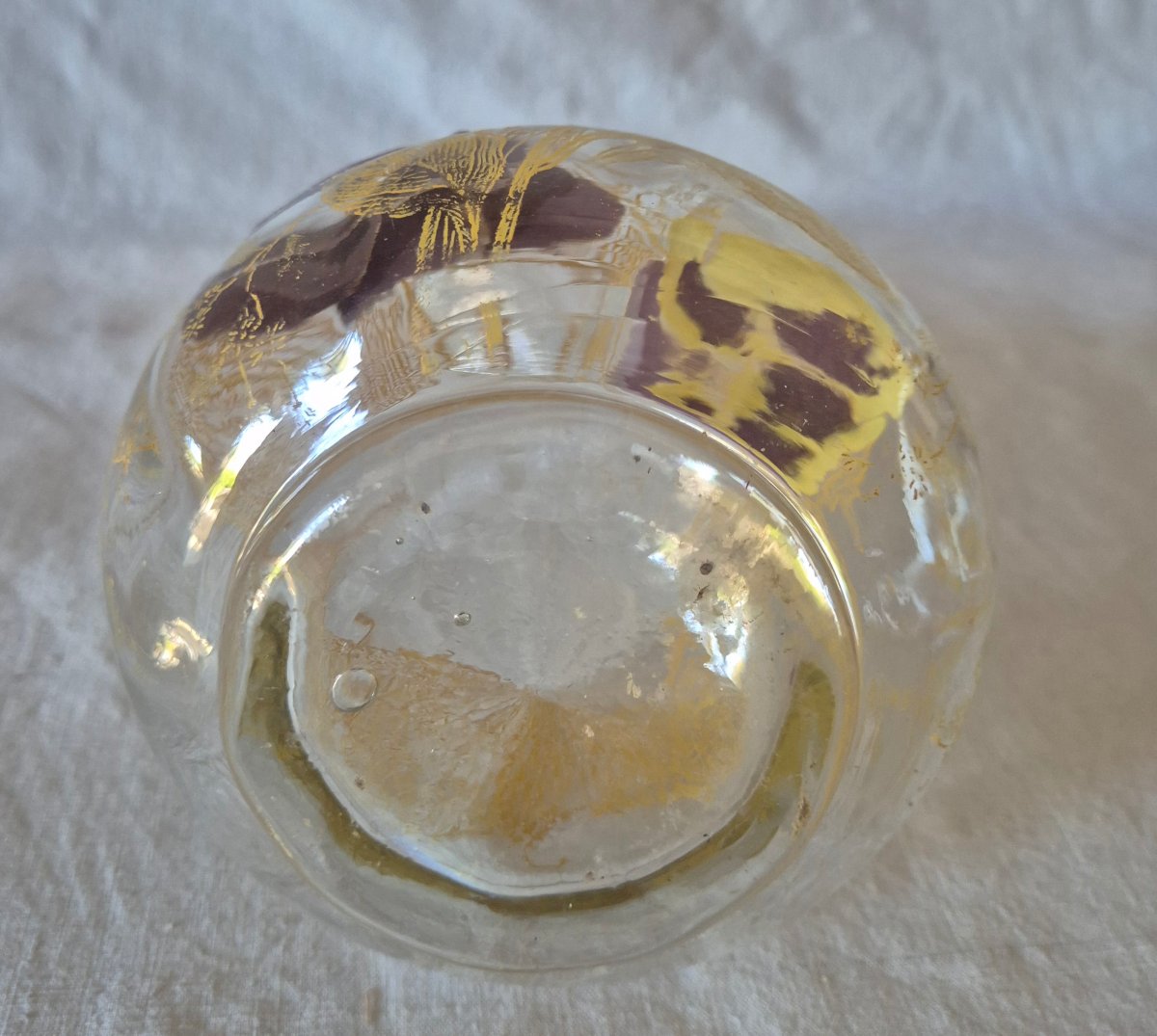 Carafon en verre clair et décors de pensées émaillées vers 1900-photo-2