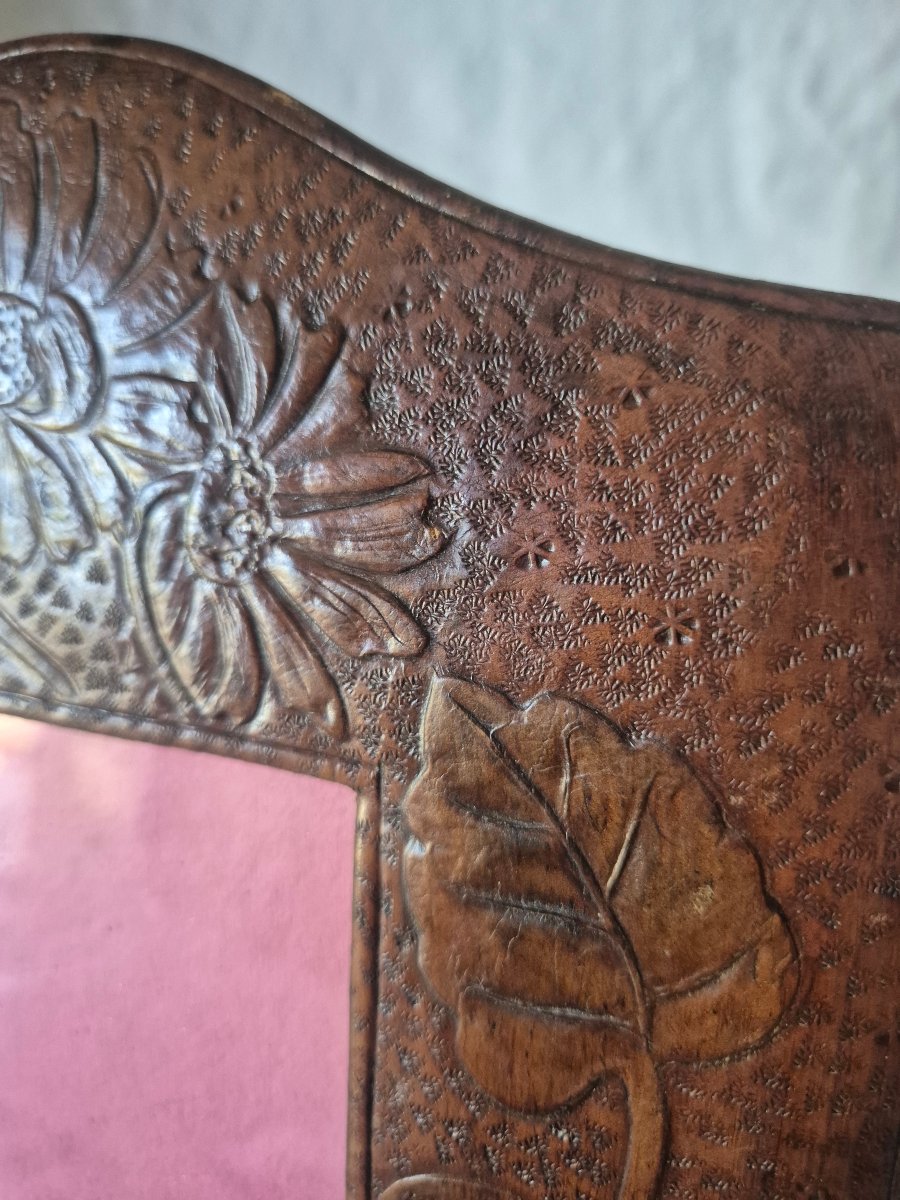 Art Nouveau-era Cordoba-style Embossed Fawn Leather Photo Frame, Postcard Size -photo-1