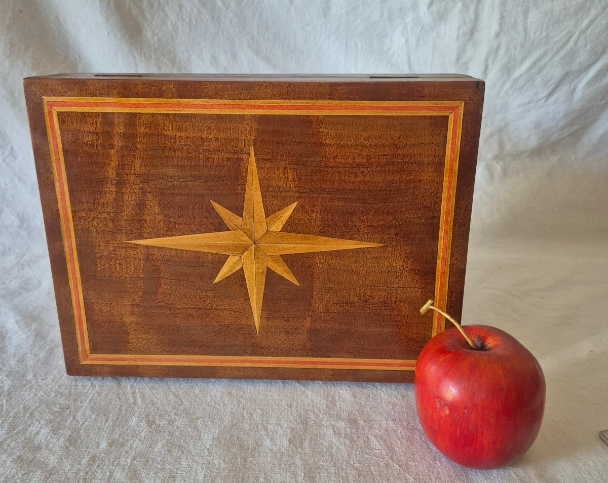 Coffret en bois de marqueterie à la rose des vents-photo-2