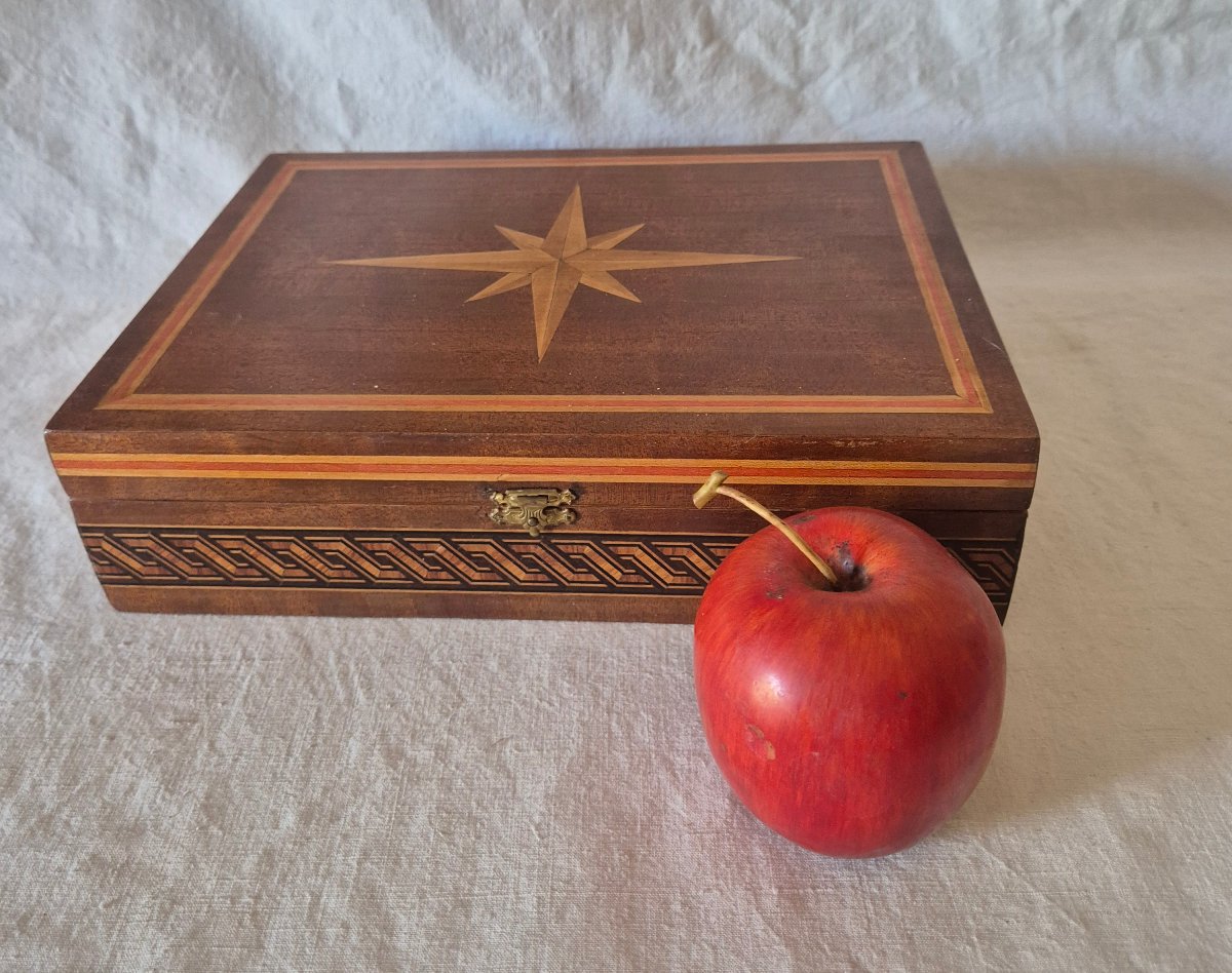 Coffret en bois de marqueterie à la rose des vents-photo-2