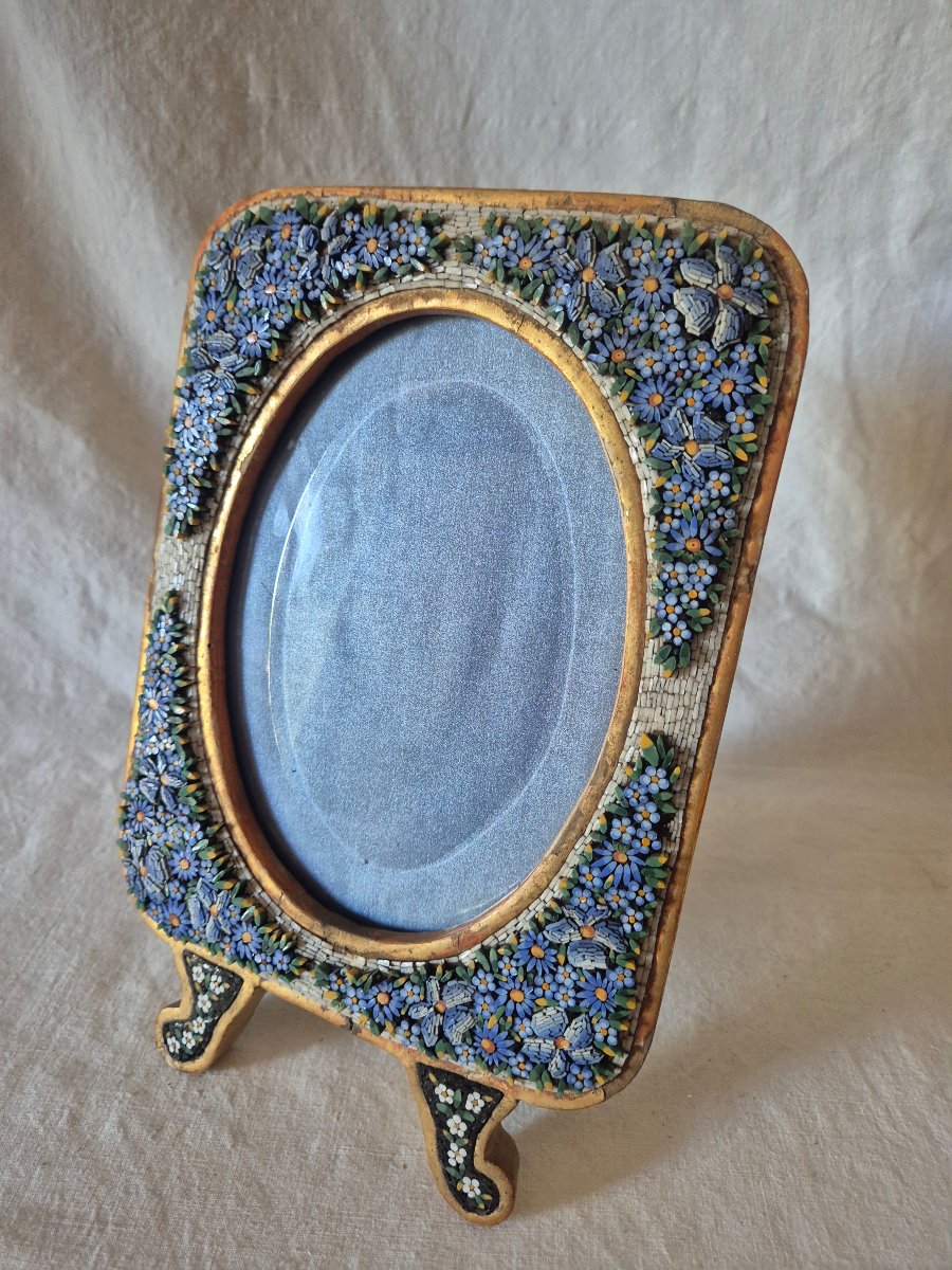 Large Oval-shaped Mosaic Photo Frame From Murano, Italy, From The 19th Century 