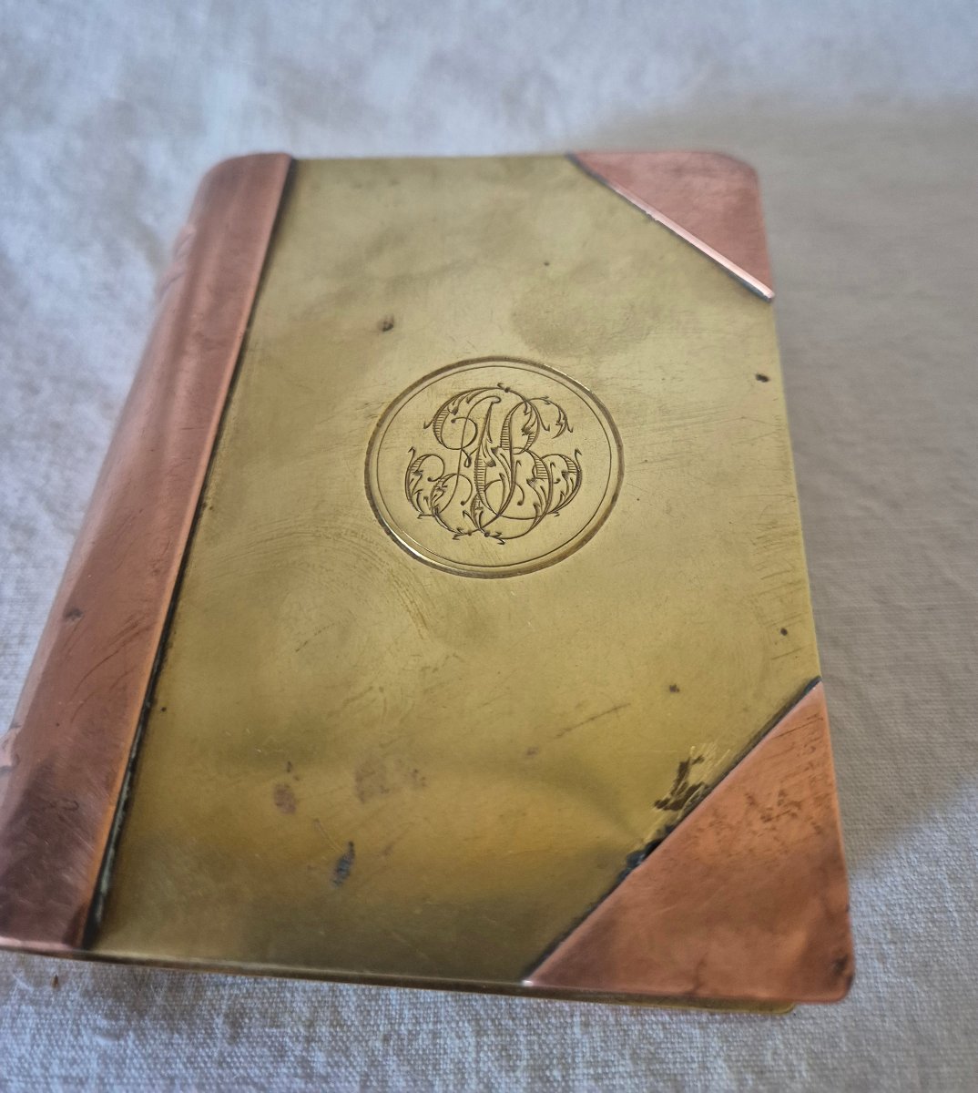 Livre briquet de poilu réalisé avec de la récupération d'obus de la première guerre mondiale -photo-1
