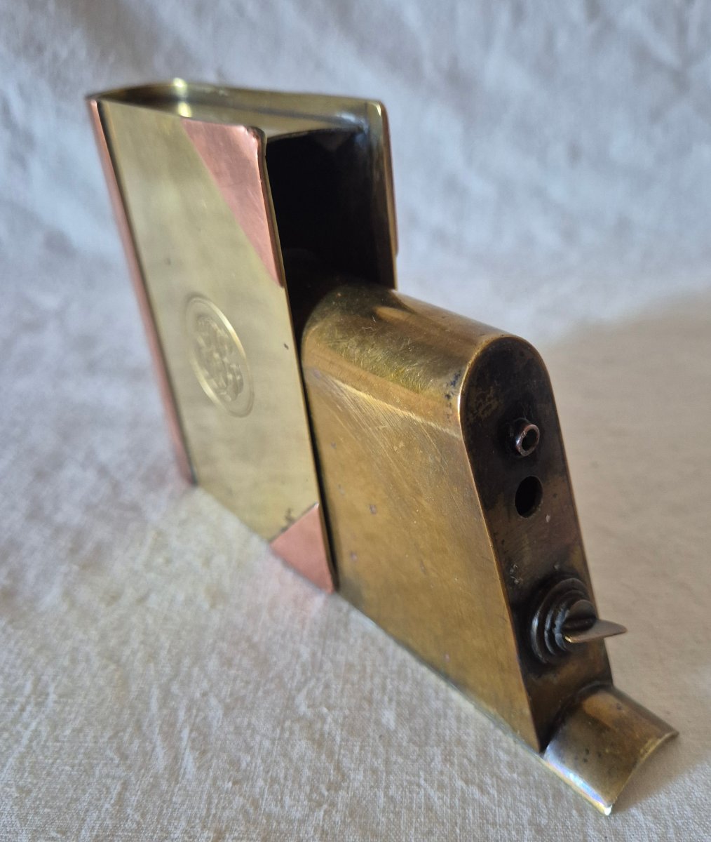 Livre briquet de poilu réalisé avec de la récupération d'obus de la première guerre mondiale -photo-3