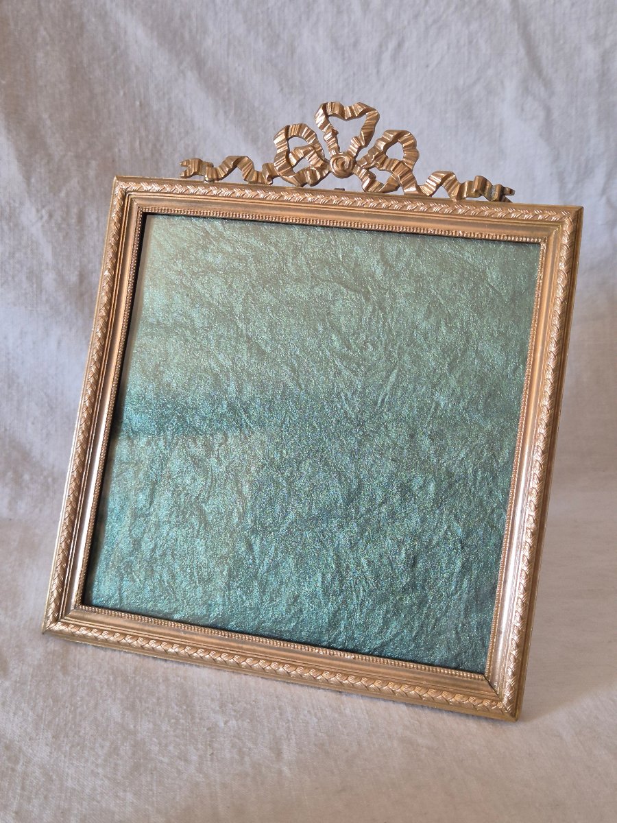 Cadre photo bronze doré format carré du XIXème siècle 