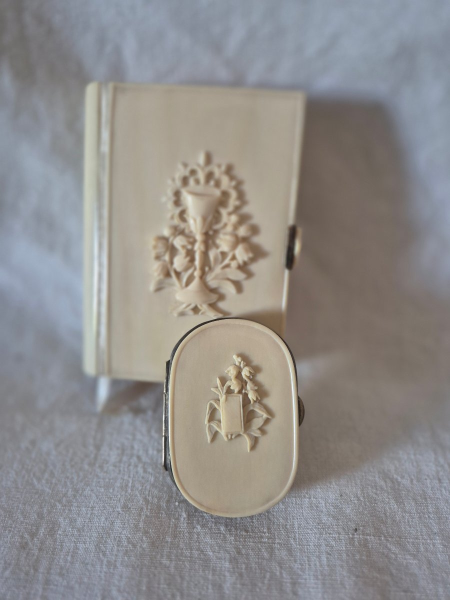 Missel et son aumônière en ivoire de 1886 dans leur coffret d’origine -photo-8