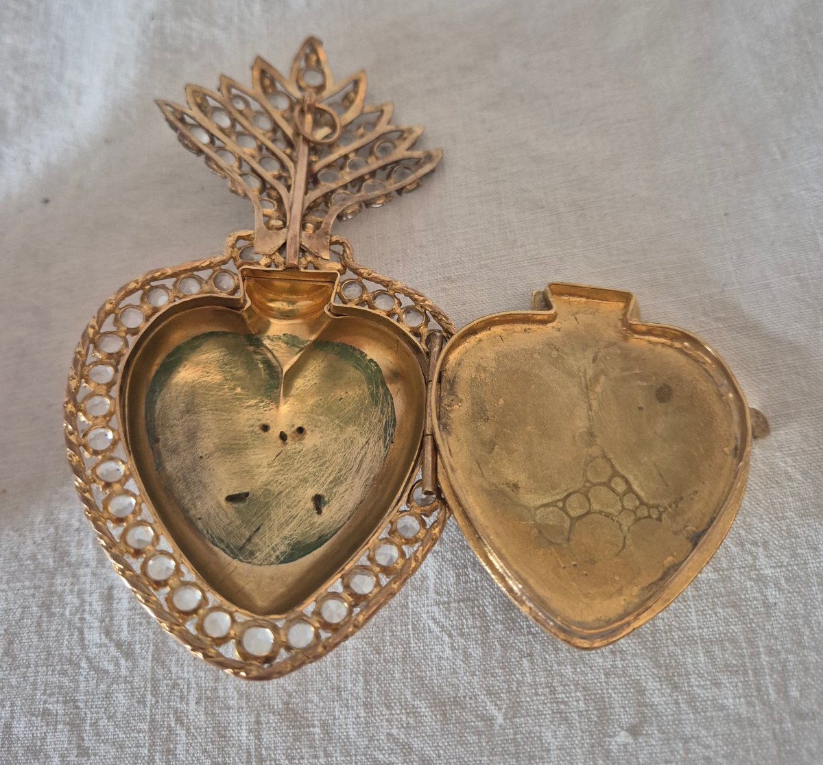19th-century Ex-voto “heart Of Mary” In Gilded Pomponne, Set With Clear Rhinestones -photo-2
