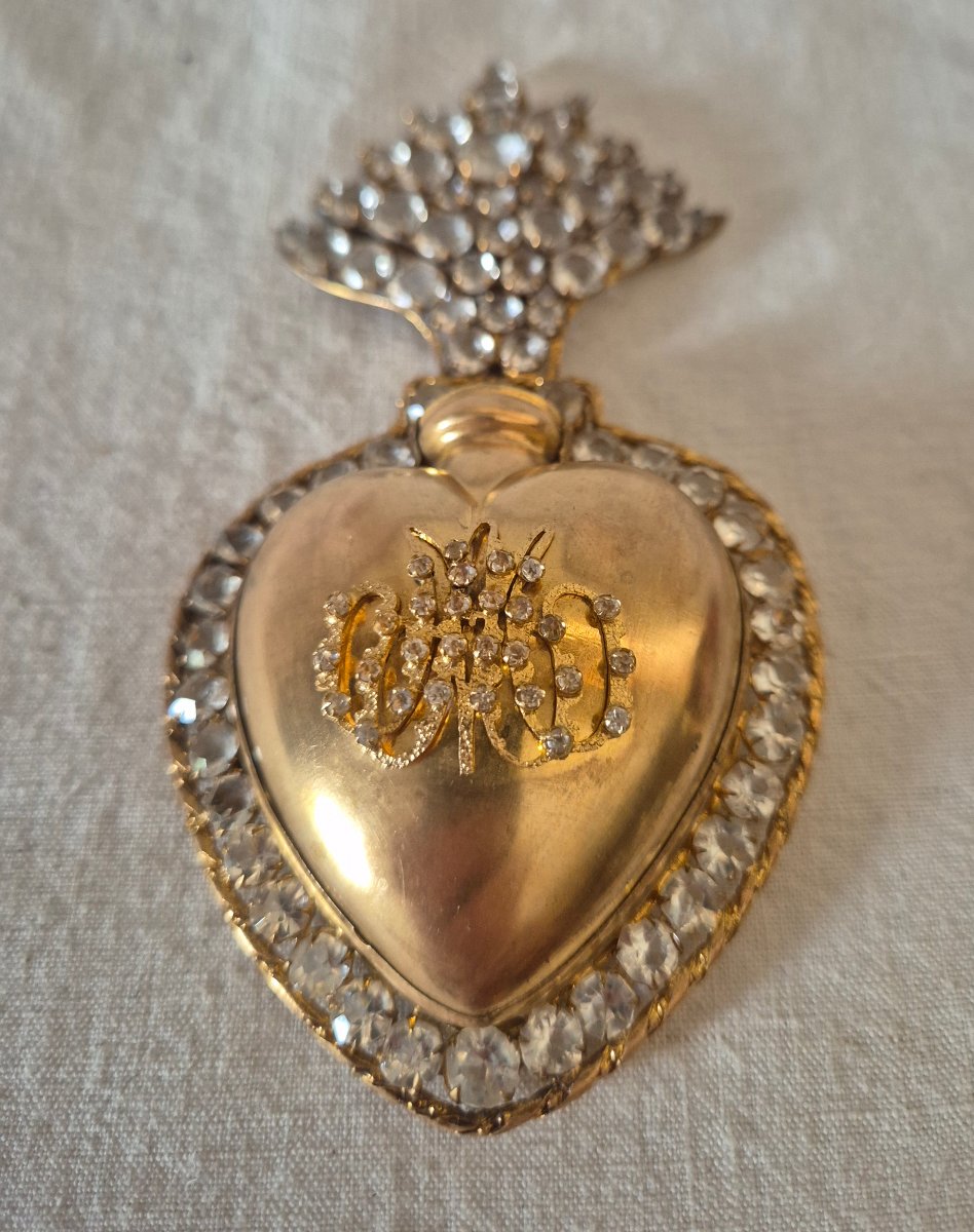 19th-century Ex-voto “heart Of Mary” In Gilded Pomponne, Set With Clear Rhinestones 