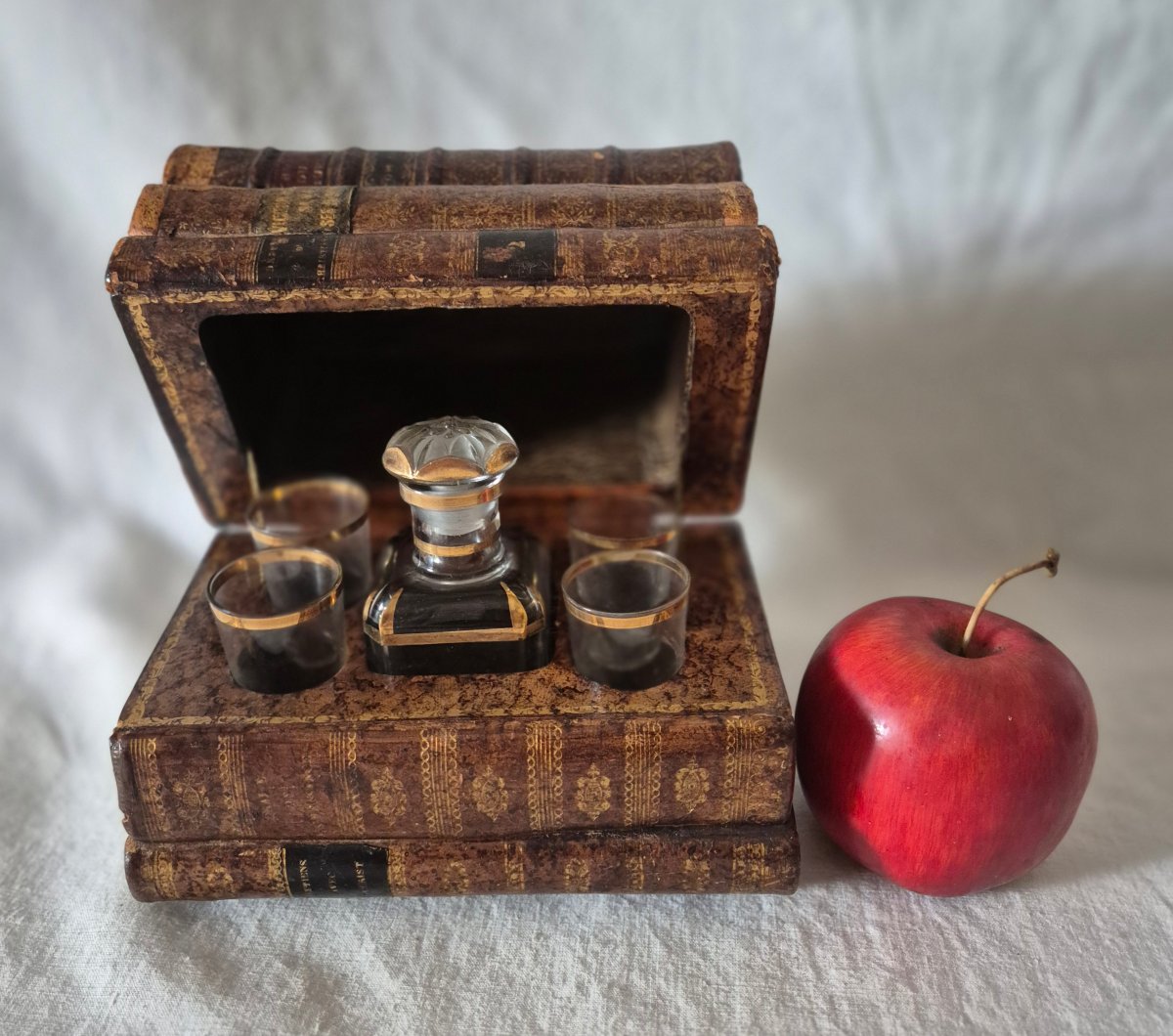 Liqueur Cabinet With Music Box And Trompe-l'œil Books, First Half Of The 20th Century -photo-2