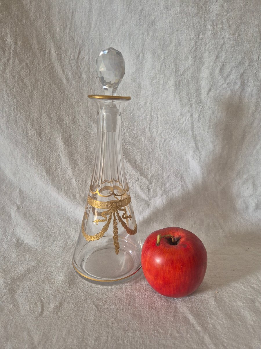 19th-century Baccarat Table Decanter With Gilded Enamel Decoration -photo-2