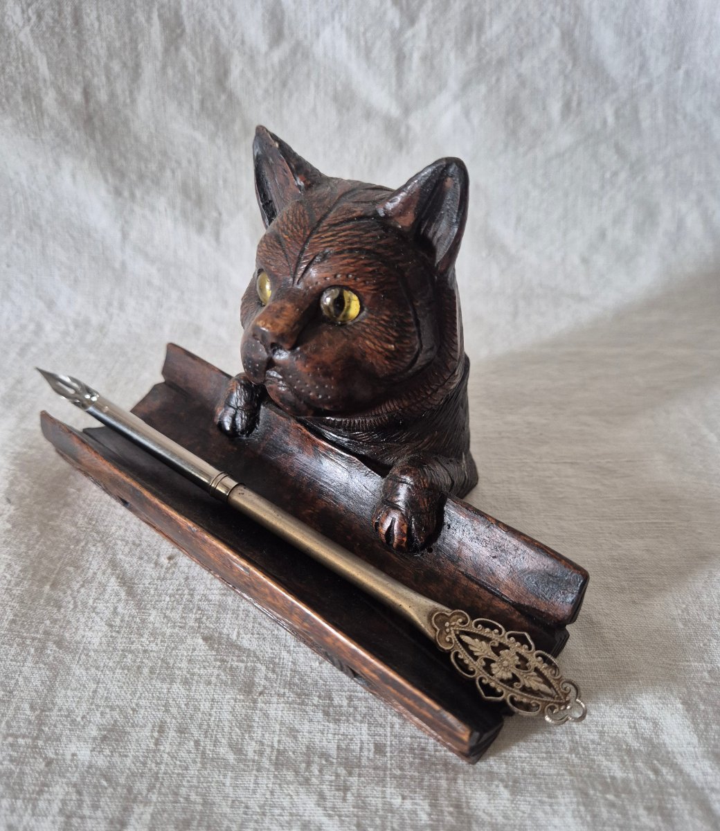 "black Forest" Cat Inkwell Made Of Carved Linden Wood With Glass Eyes -photo-3
