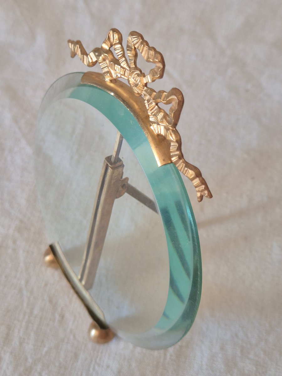 19th-century Round Photo Frame Made Of Bronze And Beveled Glass -photo-2