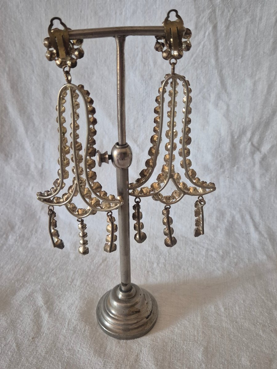 Pair Of Early 20th-century Rhinestone Theater Earrings -photo-3