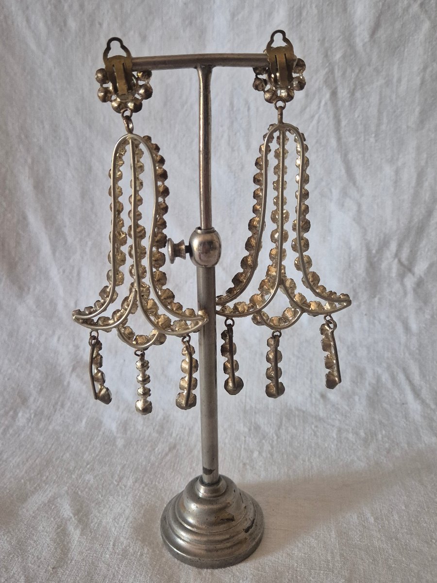 Pair Of Early 20th-century Rhinestone Theater Earrings -photo-4