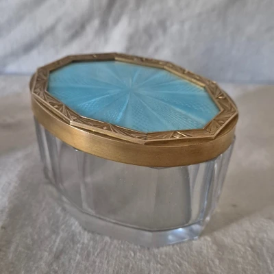 Premiere-Image-1737678