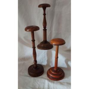 Three Hat Racks In Turned Wood From The 1920s-1930s 