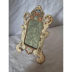 Cadre bronze émaillé cloisonné de forme mouvementée 
