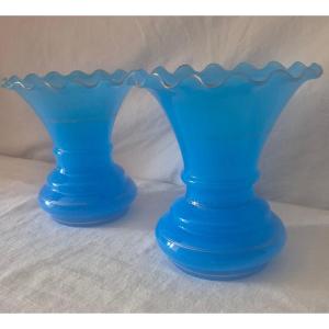Paire de vases en opaline de cristal bleu Napoléon III 