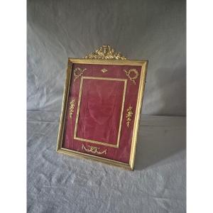 Gilt Bronze Napoleon III Photo Frame With Red Moiré Passe-partout And Appliqués 