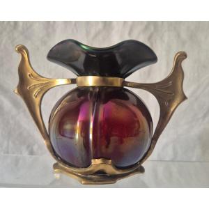 Vase Art Nouveau en verre à reflets pourpre, mordoré et bronze doré