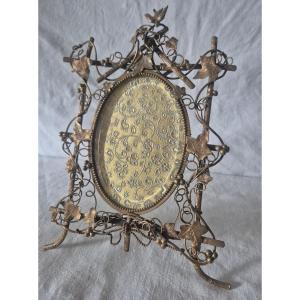 Naturalist Ormolu Photo Frame With Oval View Circa 1900