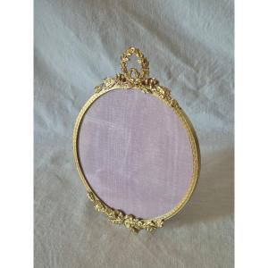 Grand cadre photo rond en bronze doré Second Empire diamètre 16 cm