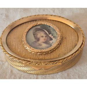 Coffret écrin ovale en bronze doré et miniature de Marie Antoinette Second Empire 